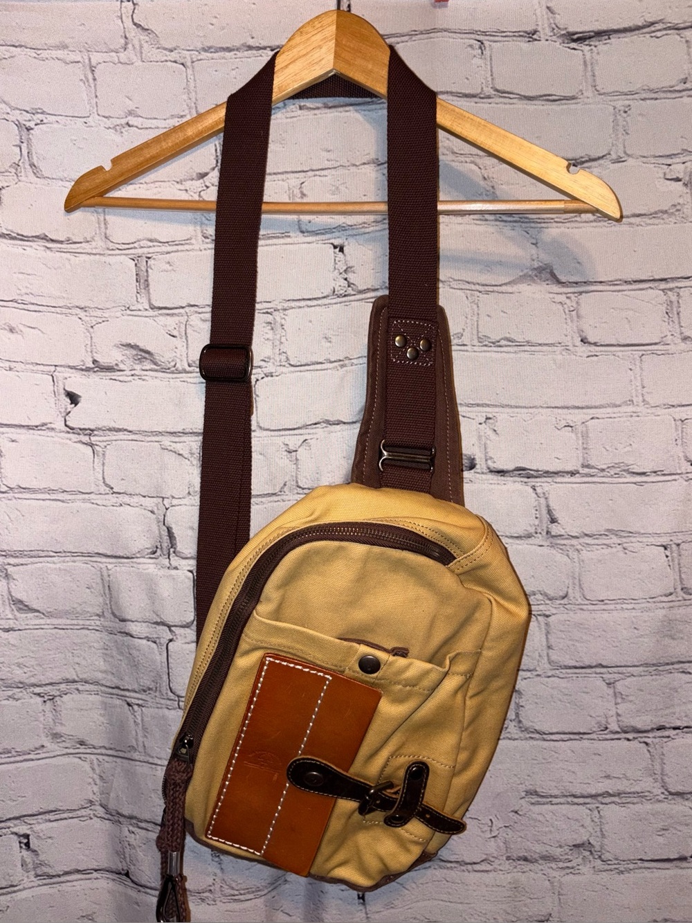 TSD Brand Hidden Woods Canvas Sling Crossbody Bag Travel Khaki Tan Multi Pocket